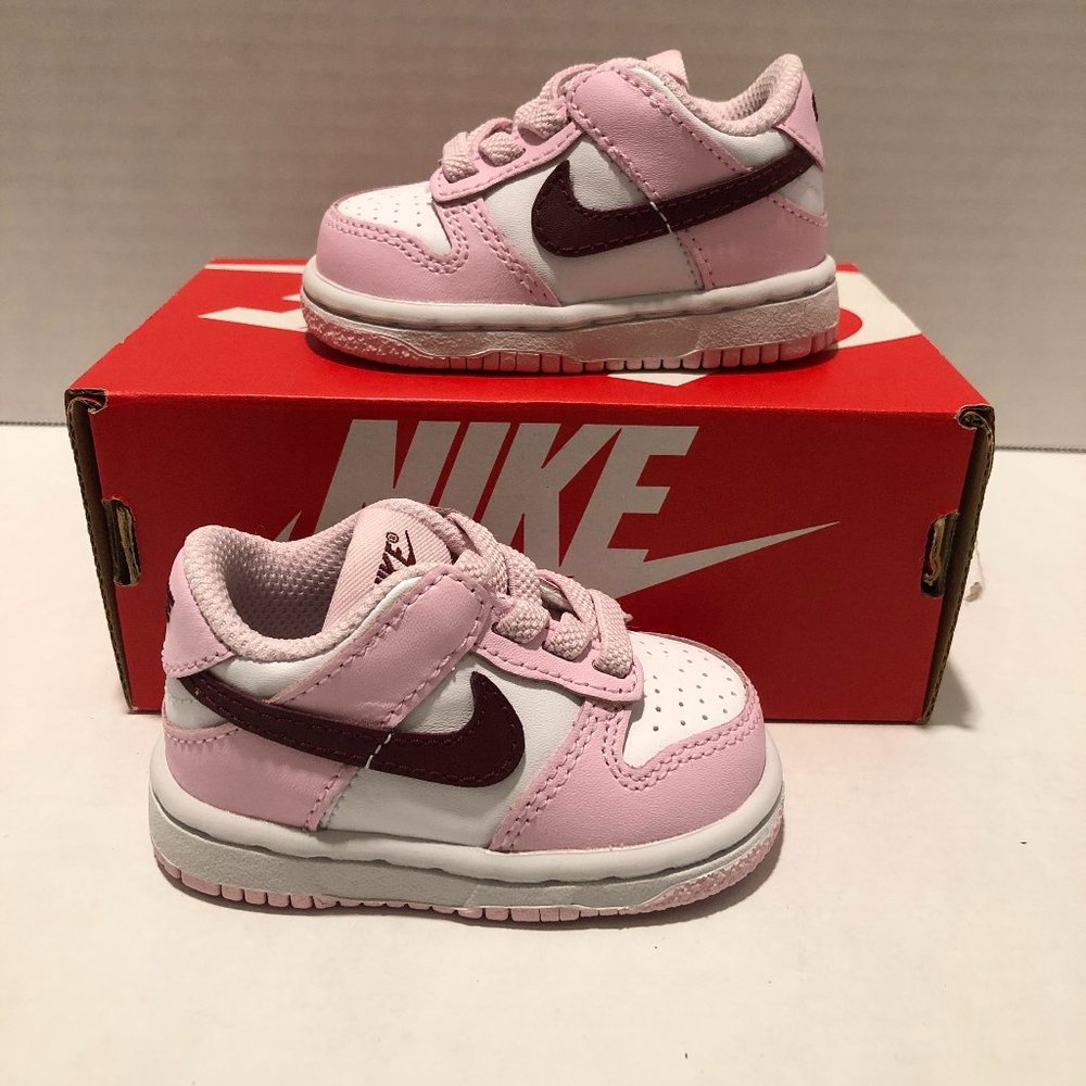 Nike Dunk Low